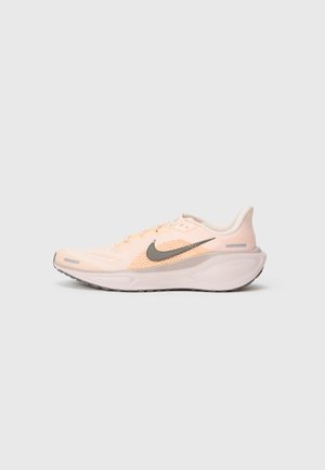 AIR ZOOM PEGASUS 41 UNISEX - Maanteejooksu jalatsid - guava ice/cave stone/orange pulse/malt