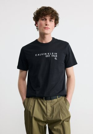 30S GRAPHIC TEE - Nyomott mintás póló - black