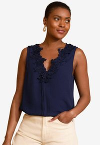 Unselected, blue navy