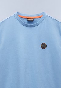 Napapijri BADGE - Jednoduché tričko - blue ashleigh