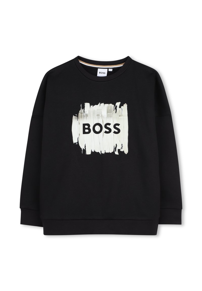 Felpa nera con un grande design a tratto bianco e la parola "BOSS" in grassetto nero. Tessuto morbido, vestibilità comoda.