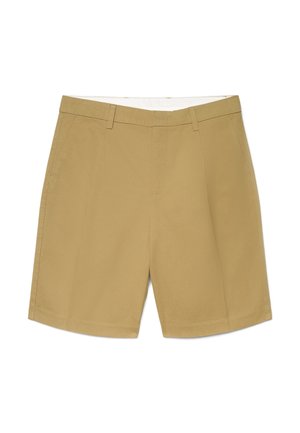 Beige knielange maßgeschneiderte Shorts mit Gürtelschlaufen, vorderem Reißverschluss und seitlichen Taschen, vor einem weißen Hintergrund angezeigt.