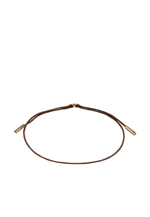 Justerbar brun kordel-armbånd med guldfarvede metalender og en glidebeslag til størrelsesjustering.