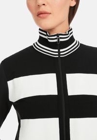 Marc Cain Strickjacke - white and black