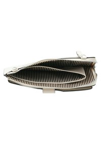 Picard MADISON - Clutch - shell
