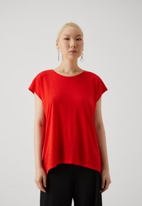 Noisy May NMMATHILDE LOOSE LONG - T-shirt basic - flame scarlet