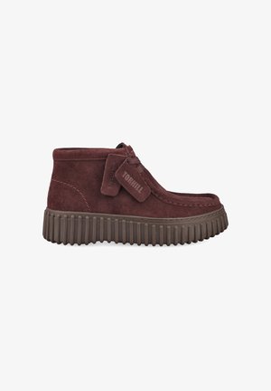 Clarks Originals, CLARKS DAMEN - BOOTS TORHILL MOSS ROT 42 - Ankle Boot - rot