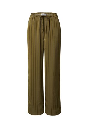 Olijfgroene wijde broek met verticale zwarte strepen, gemaakt van soepele stof, met een elastische tailleband en verstelbaar trekkoord.