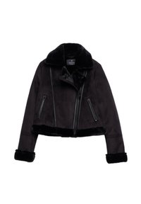 Veste en fausse fourrure noire avec un design court, grand col et poches zippées. Présente des bordures noires contrastées le long des coutures.