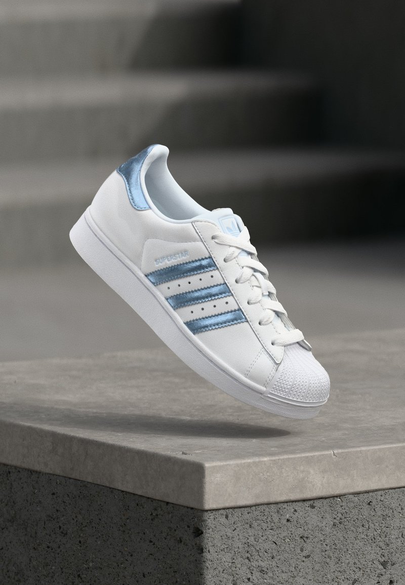 adidas Originals SUPERSTAR II footwear white/crystal sky/white