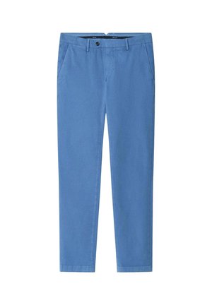 Pantaloni chino blu realizzati in tessuto leggero, con parte anteriore piatta, due tasche laterali e una tasca posteriore singola con chiusura a bottoncino.