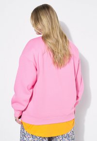 Studio Untold Sudadera - pink