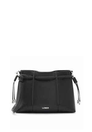 Sac bandoulière en cuir noir avec bandoulière réglable, quincaillerie argentée et logo L.Credi sur le devant, surface texturée, forme rectangulaire.