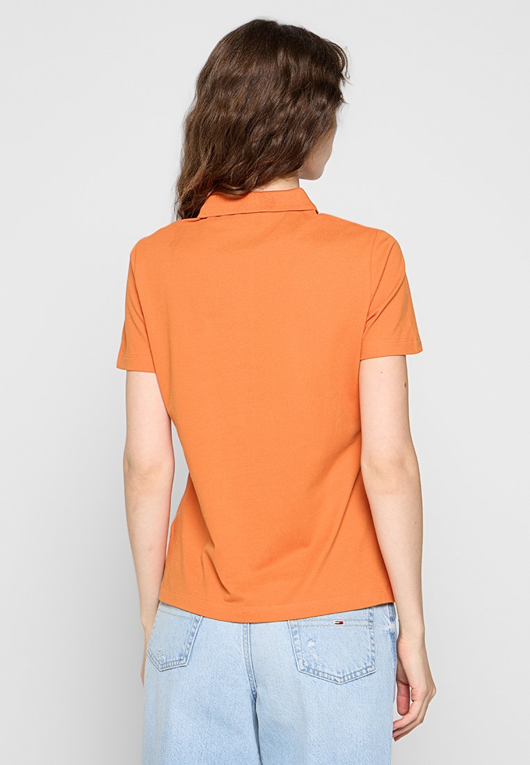 SLIM FIT