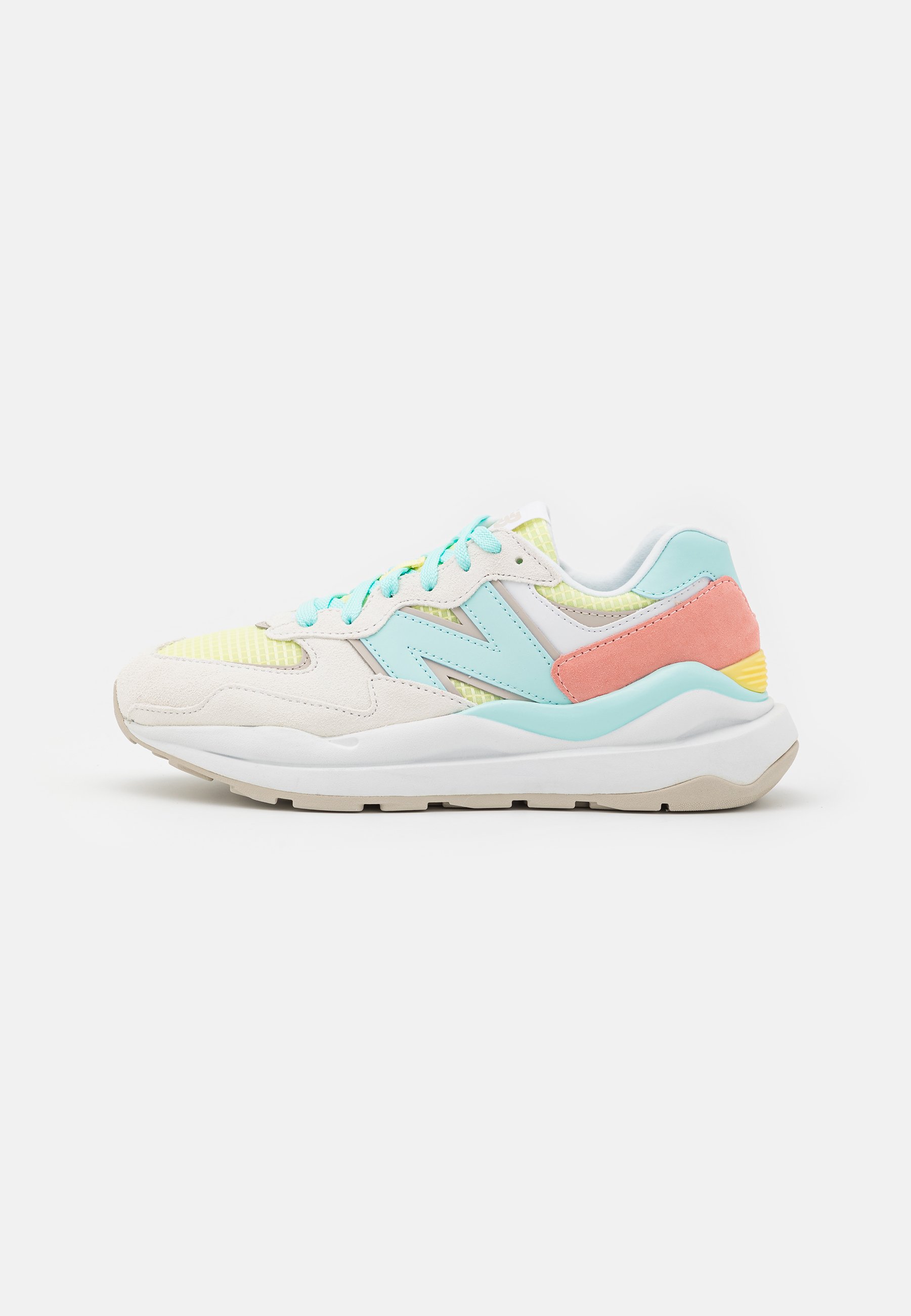 New Balance W5740 - Trainers - white 