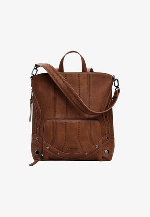 Hnědý kožený batoh Desigual s horním držadlem, nastavitelného ramenního popruhu, přední kapsou na zip a dekorativním prošíváním a kovovými cvočky.