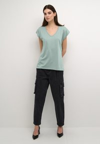 Kaffe KALISE - T-shirt basique - granite green