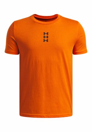Camiseta de algodón naranja con cuello redondo y mangas cortas. Presenta un logo negro con tres símbolos centrados verticalmente en el pecho.