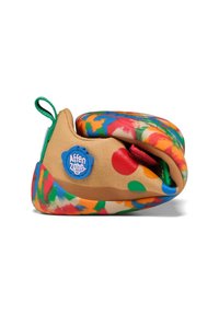 Scarpa per bambini colorata con un design maculato in tonalità marrone e multicolore, caratterizzata da un logo blu e una suola testurizzata e flessibile.