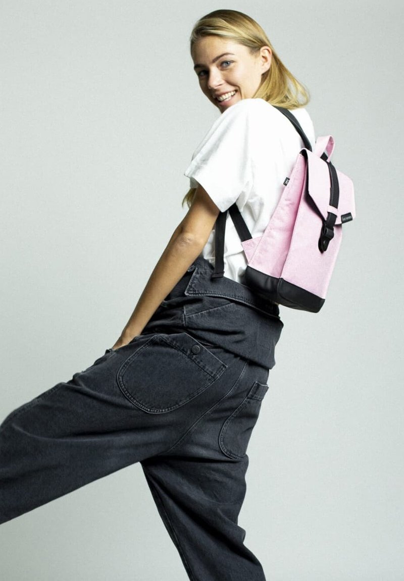 Bold Banana EVELOPE Mochila rosa Zalando.es
