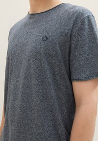 TOM TAILOR DENIM OPEN EDGE MELANGE - T-shirt basic - sky captain blue