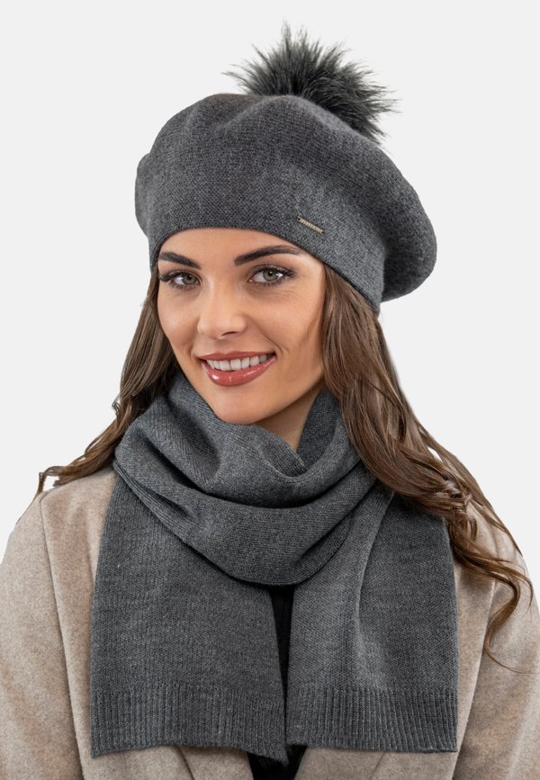 BERET AND SET - Schal
