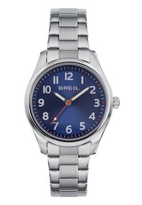Montre en acier inoxydable argenté avec un cadran bleu rond, des chiffres arabes blancs, des accents orange et un bracelet métallique à maillons.