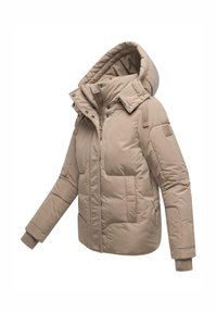 Beige gepolsterte Jacke mit großer Kapuze, mehreren Taschen, Reißverschluss und gestrickten Bündchen. Glatte Textur mit matter Oberfläche.