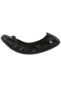 Svart läderballettsko med ett samlat kant, satinrosett och elastisk rem. Rundad tå och slät textur.