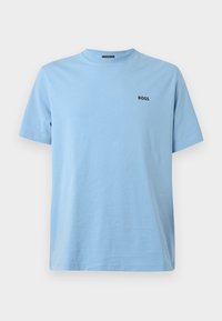 Ανοιχτό μπλε κοντομάνικο μπλουζάκι από βαμβάκι. Διαθέτει στρογγυλή λαιμόκοψη και μικρό σκοτεινό λογότυπο τοποθετημένο στην αριστερή πλευρά του στήθους.