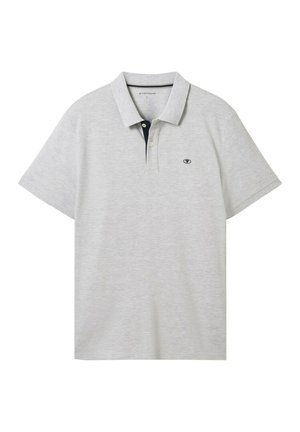 Lichtgrijs poloshirt met korte mouwen, een omgeslagen kraag, een knoopsluiting met twee knopen en een klein zwart logo op de linkerborst.