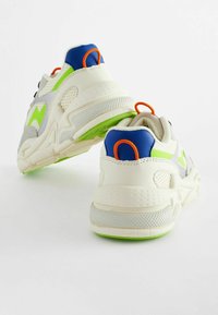 Next FASHION - Tenisice - white fluorescent bright