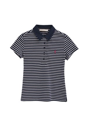 Marineblauw met wit gestreept poloshirt met korte mouwen, een effen marineblauwe kraag, vier knopen en een klein roze geborduurd logo op de linkerborst.