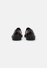 BOSS RONNIN - Zakelijke loafers - bitter chocolate