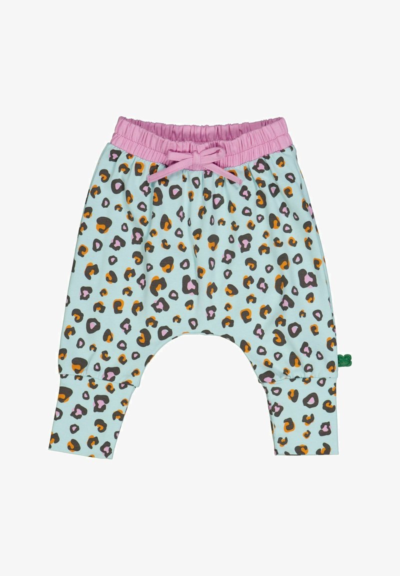Leopard-print broek met een lichtblauwe achtergrond, met oranje, bruine en roze vlekken. Elastische tailleband met roze trekkoord.