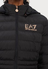 EA7 Emporio Armani JACKET - Lahka jakna - black