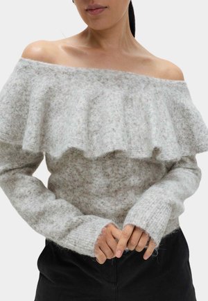 Hellgrauer Schulterfreier Pullover mit gerüschtem Ausschnitt, weicher Textur und langen Ärmeln. Verfügt über ein locker gestricktes Design und eine gemütliche Passform.