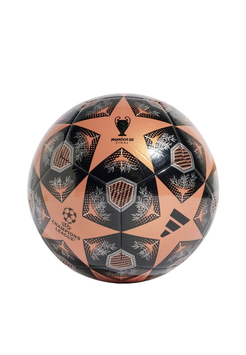 Balón de fútbol negro y cobre con diseño de la UEFA Champions League, patrón de estrellas y detalles intrincados de hojas, con una superficie texturizada.