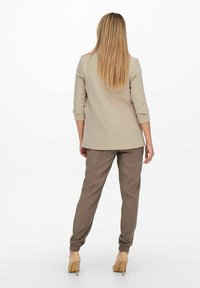 ONLY ONLELLY 3/4 TLR NOOS - Korte frakker - humus