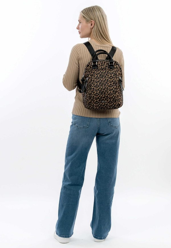 GIUSEPPA - Tagesrucksack