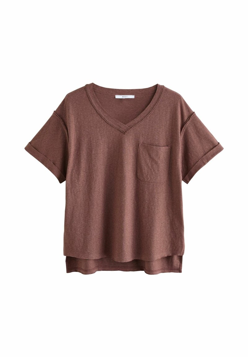 Brązowa, krótko rękawowa koszulka V-neck z miękkiego materiału, z kieszonką na piersi i luźnym krojem z zaokrąglonym dołem.