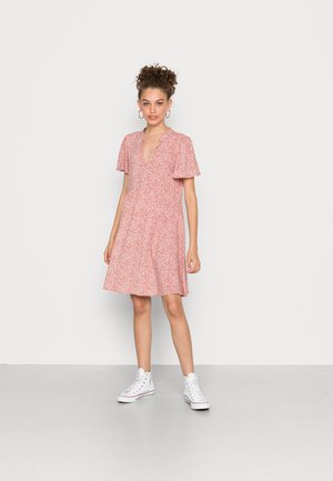 JDYSTARR LIFE V NECK DRESS - Sukienka letnia - etruscan red/cloud dancer