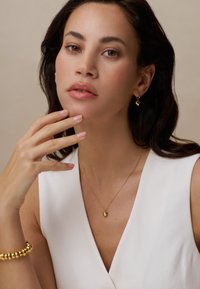 DOMED HEART CHARM SHORT NECKLACE - Necklace - gold-coloured
