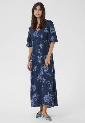 Abito maxi floreale blu navy con maniche corte, caratterizzato da motivi botanici azzurri e scollatura a V. Tessuto morbido; vestibilità comoda.