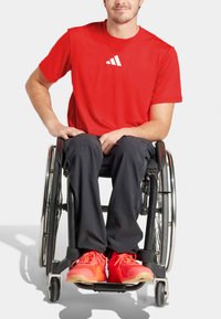adidas Performance - ADAPT WORKOUT - Print T-shirt - bright red white Thumbnail Image 1