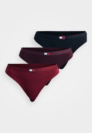 Tre par av bomulls hipster undertøy i burgunder, mørk burgunder og svart, med et logo-patch på midjebåndet.
