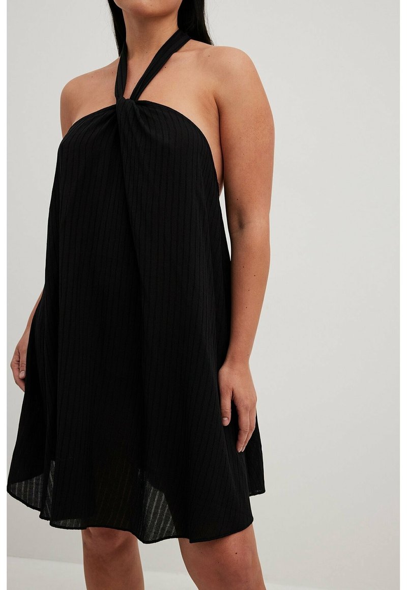 NA-KD Robe de jour - black