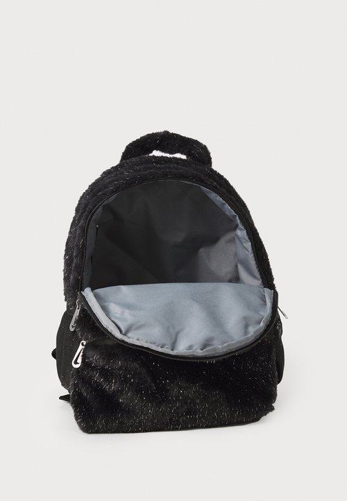 Nike — foto 3