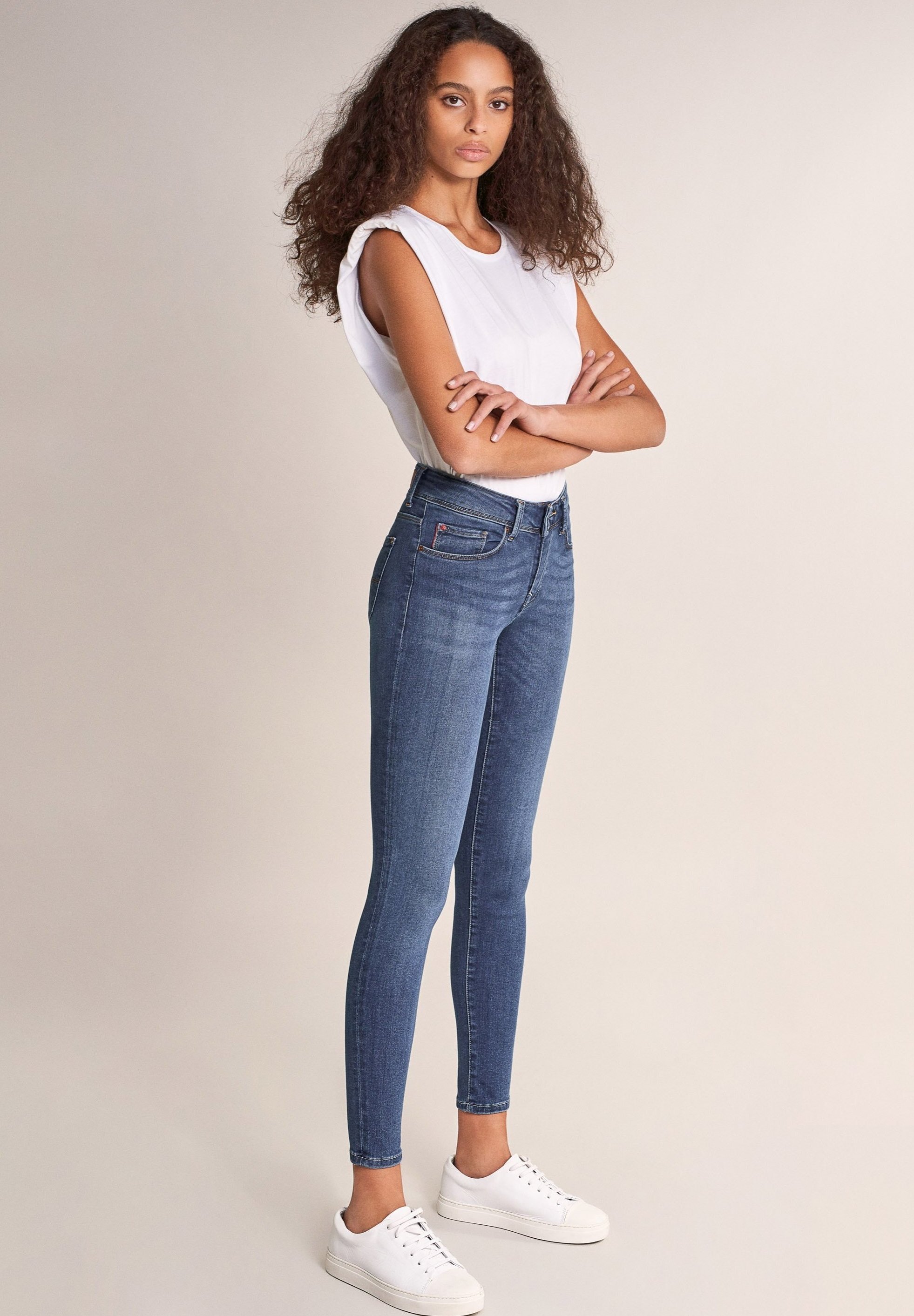 ankle boots with black jeans