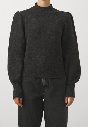 Sweter